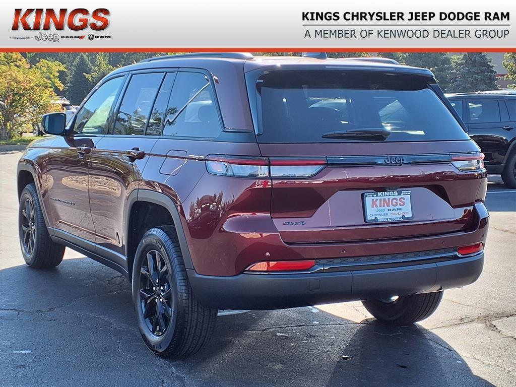 new 2025 Jeep Grand Cherokee car, priced at $38,288