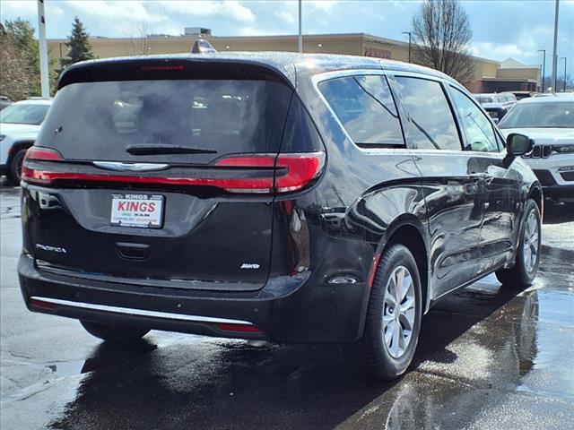 new 2025 Chrysler Pacifica car, priced at $44,759