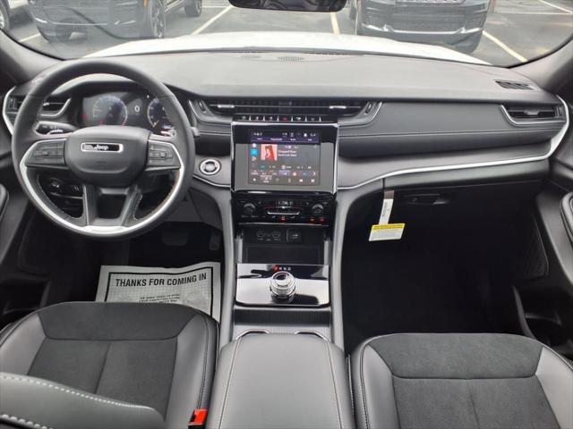 new 2025 Jeep Grand Cherokee car, priced at $40,673