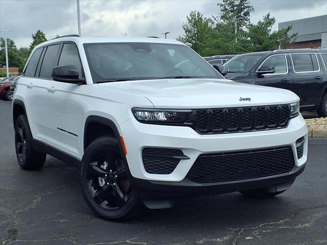 new 2025 Jeep Grand Cherokee car, priced at $40,673