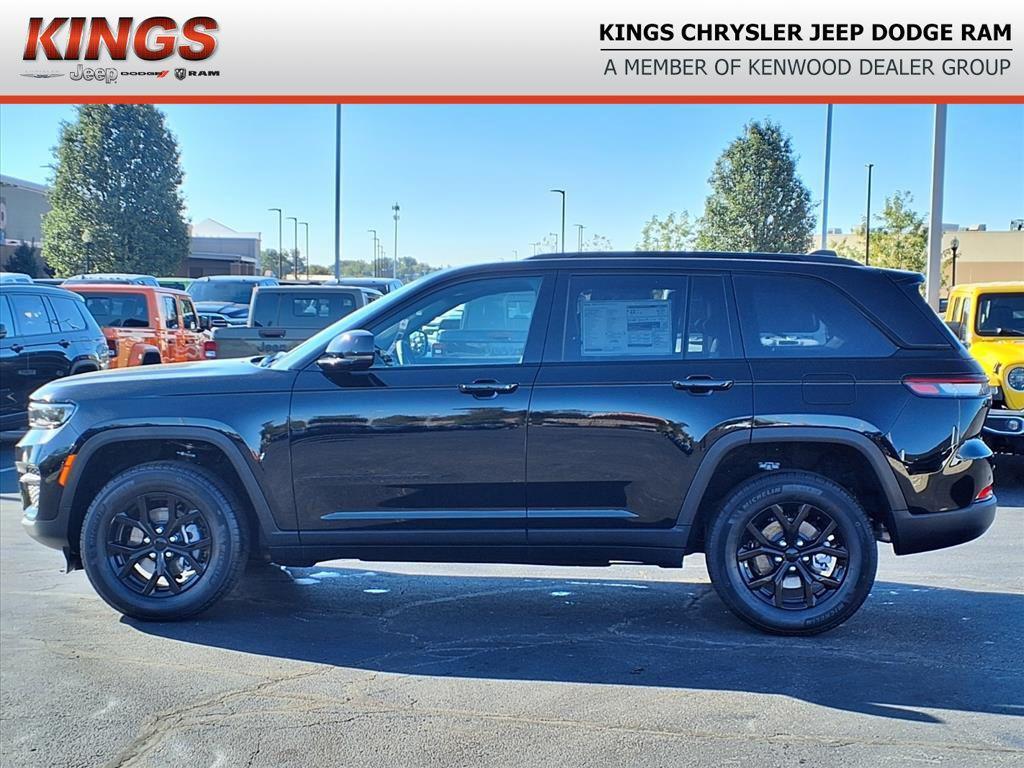 new 2025 Jeep Grand Cherokee car, priced at $39,728
