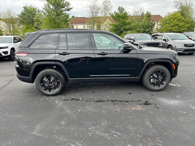 new 2024 Jeep Grand Cherokee car, priced at $42,423