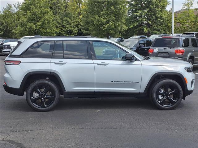 new 2024 Jeep Grand Cherokee car, priced at $46,419