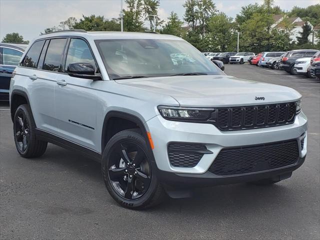 new 2024 Jeep Grand Cherokee car, priced at $40,289