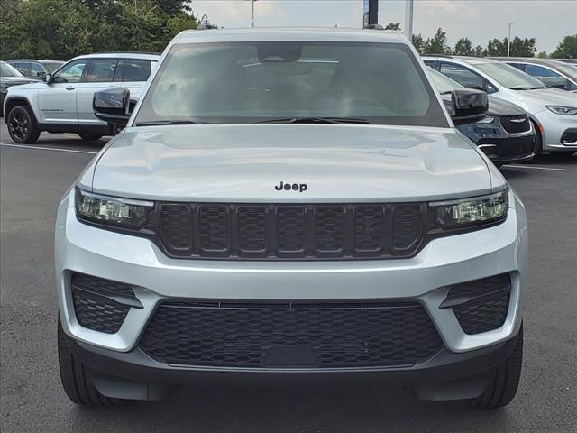 new 2024 Jeep Grand Cherokee car, priced at $44,740