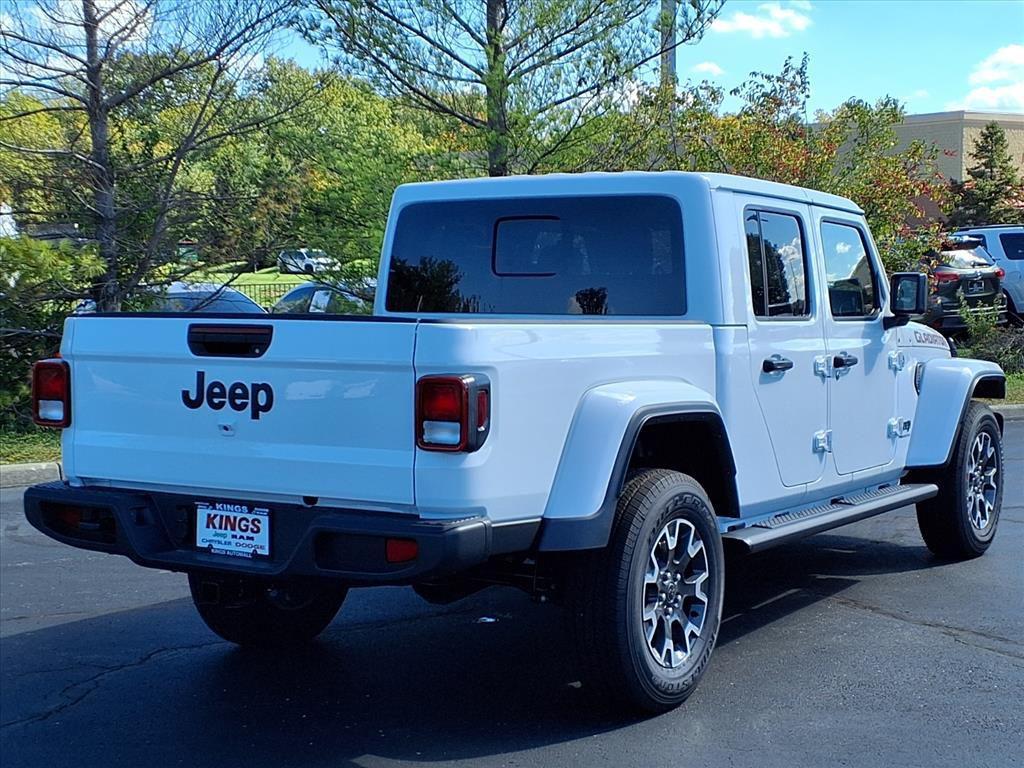 new 2025 Jeep Gladiator car, priced at $46,134