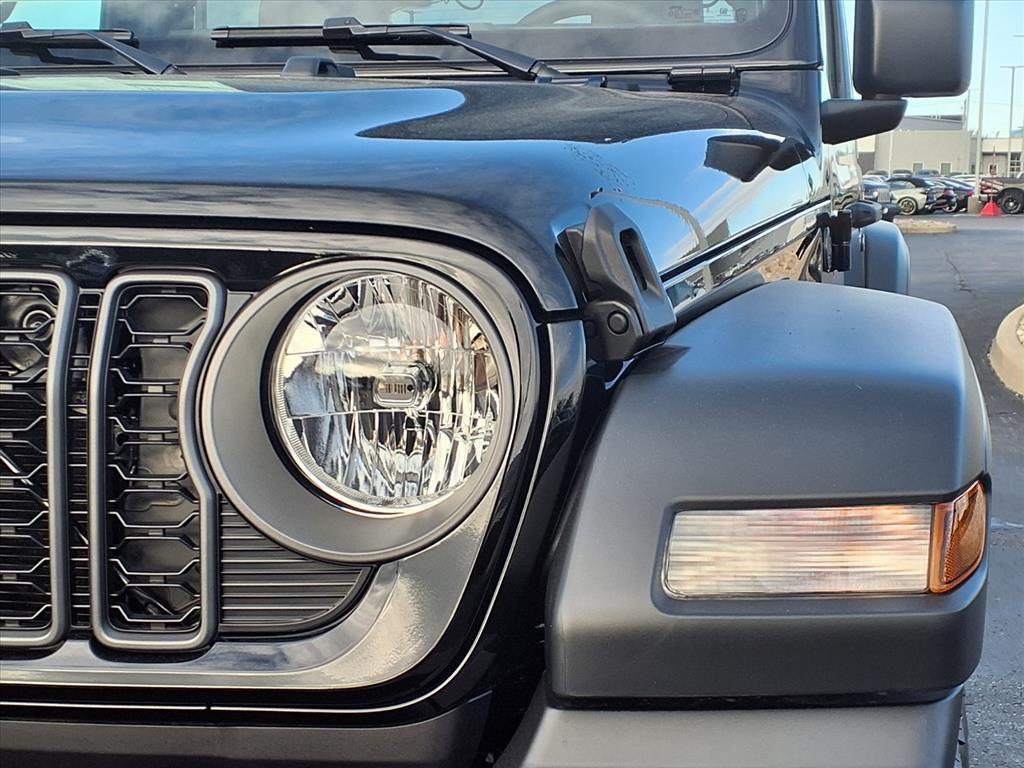 new 2026 Jeep Wrangler car, priced at $46,180