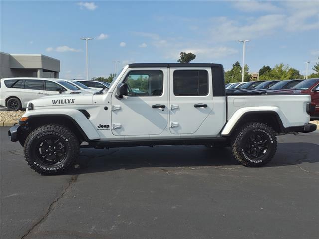 new 2024 Jeep Gladiator car, priced at $52,428