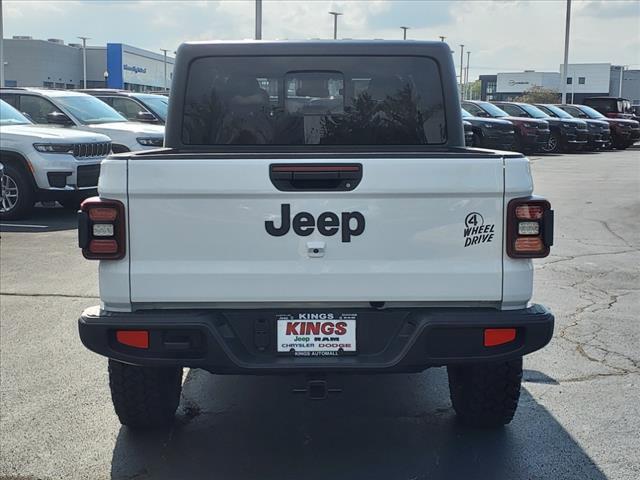 new 2024 Jeep Gladiator car, priced at $52,428