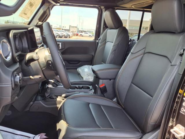 new 2025 Jeep Gladiator car, priced at $46,922