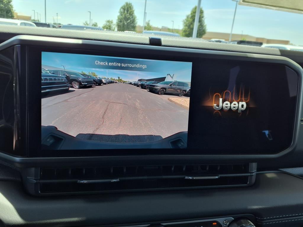 new 2025 Jeep Gladiator car, priced at $48,413