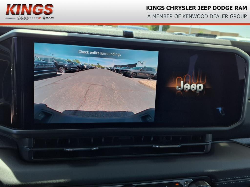 new 2025 Jeep Gladiator car, priced at $45,564