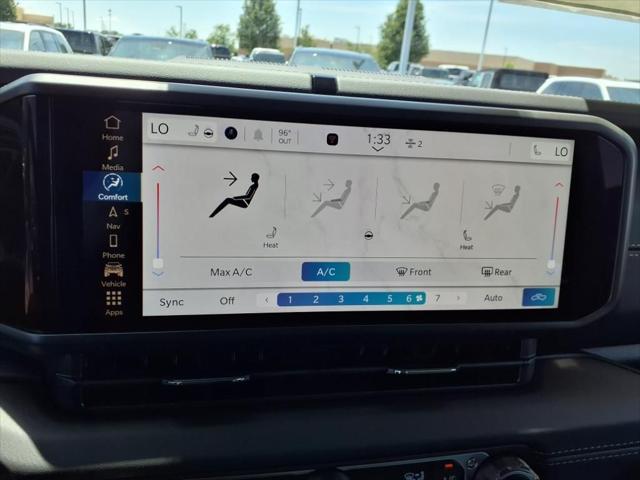 new 2025 Jeep Gladiator car, priced at $46,922