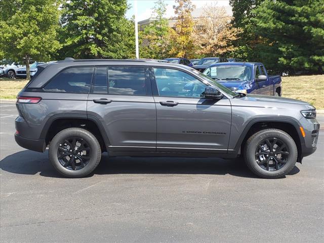 new 2024 Jeep Grand Cherokee car, priced at $43,260