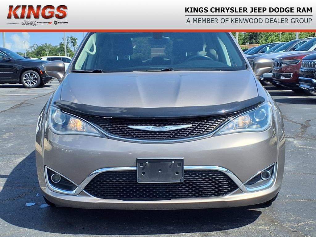 used 2017 Chrysler Pacifica car, priced at $9,800
