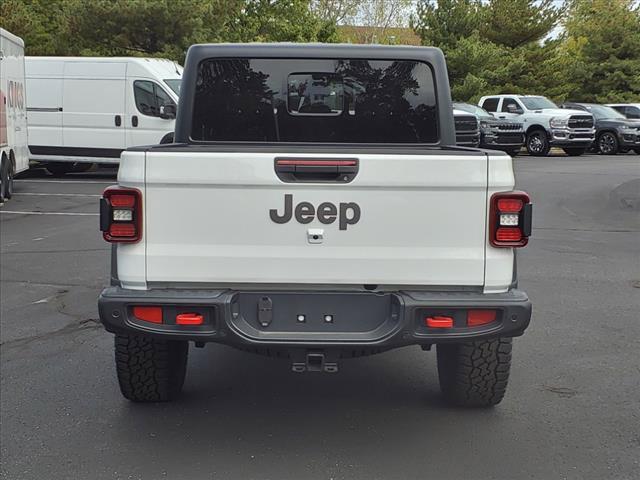 new 2024 Jeep Gladiator car, priced at $49,598