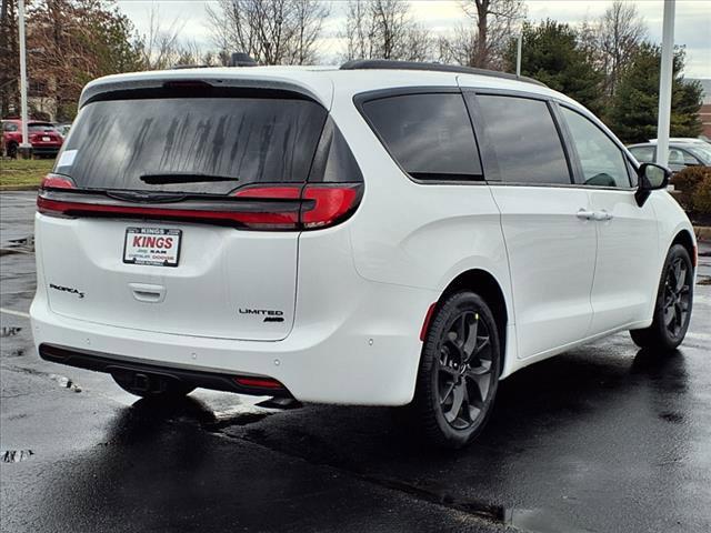 new 2025 Chrysler Pacifica car, priced at $56,735