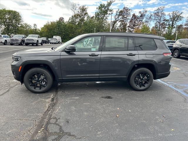 new 2024 Jeep Grand Cherokee L car, priced at $43,258