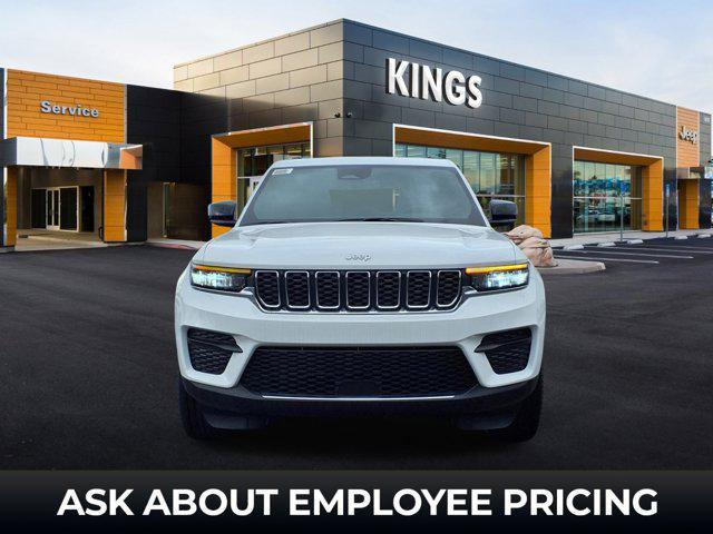 new 2025 Jeep Grand Cherokee car, priced at $37,645