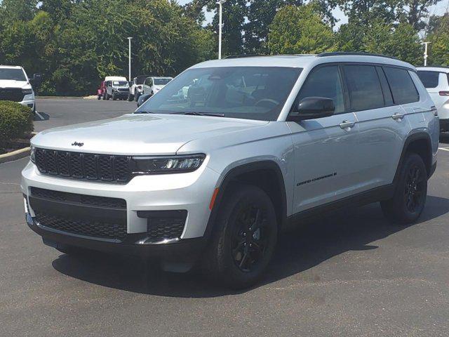 new 2024 Jeep Grand Cherokee L car, priced at $48,199