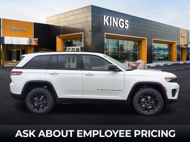 new 2025 Jeep Grand Cherokee car, priced at $43,135