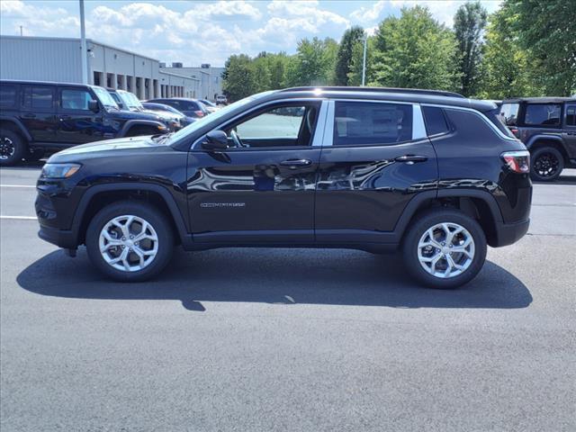 new 2024 Jeep Compass car, priced at $34,000