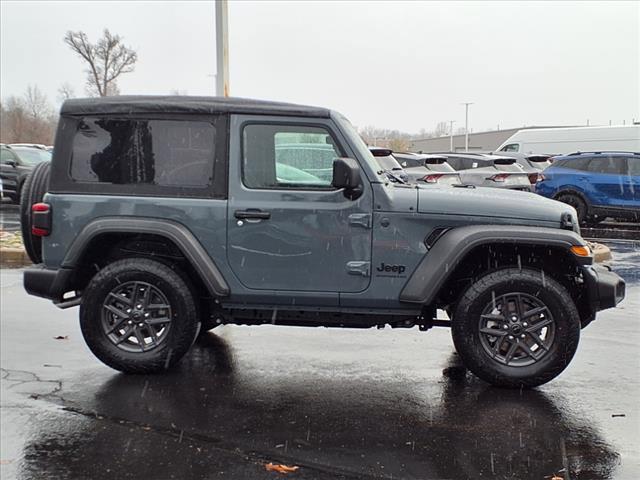 new 2025 Jeep Wrangler car, priced at $40,425