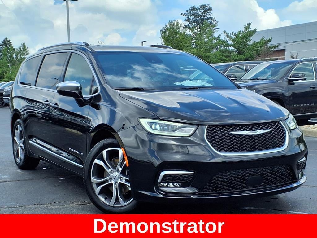 new 2025 Chrysler Pacifica car, priced at $52,184