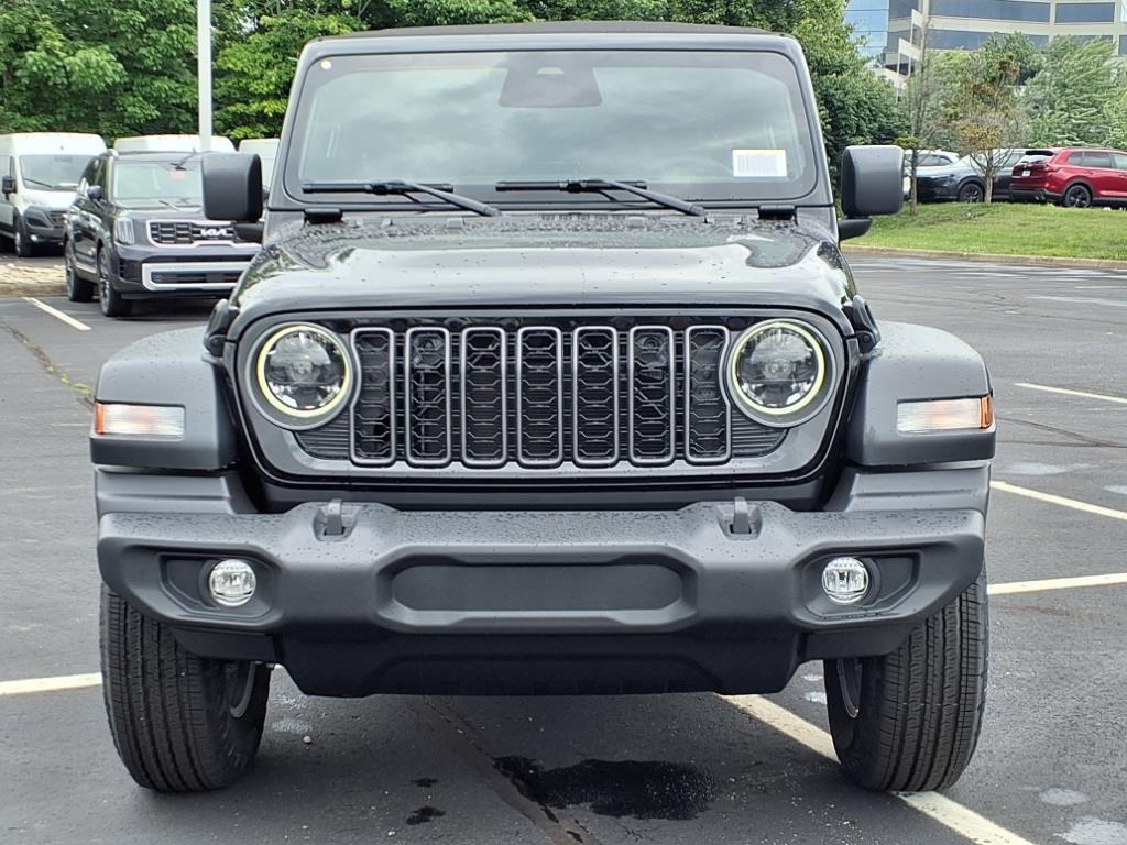 new 2025 Jeep Wrangler car, priced at $43,067