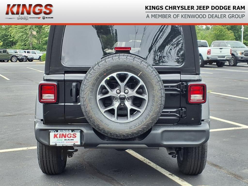 new 2025 Jeep Wrangler car, priced at $43,768