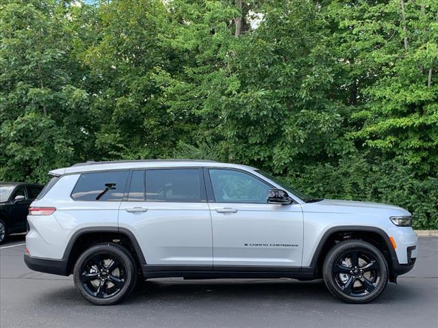 new 2024 Jeep Grand Cherokee L car, priced at $43,977