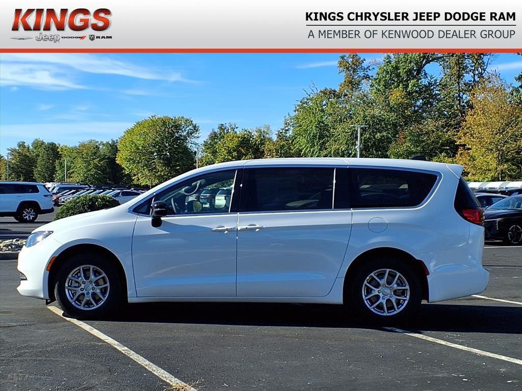 new 2026 Chrysler Voyager car, priced at $38,706