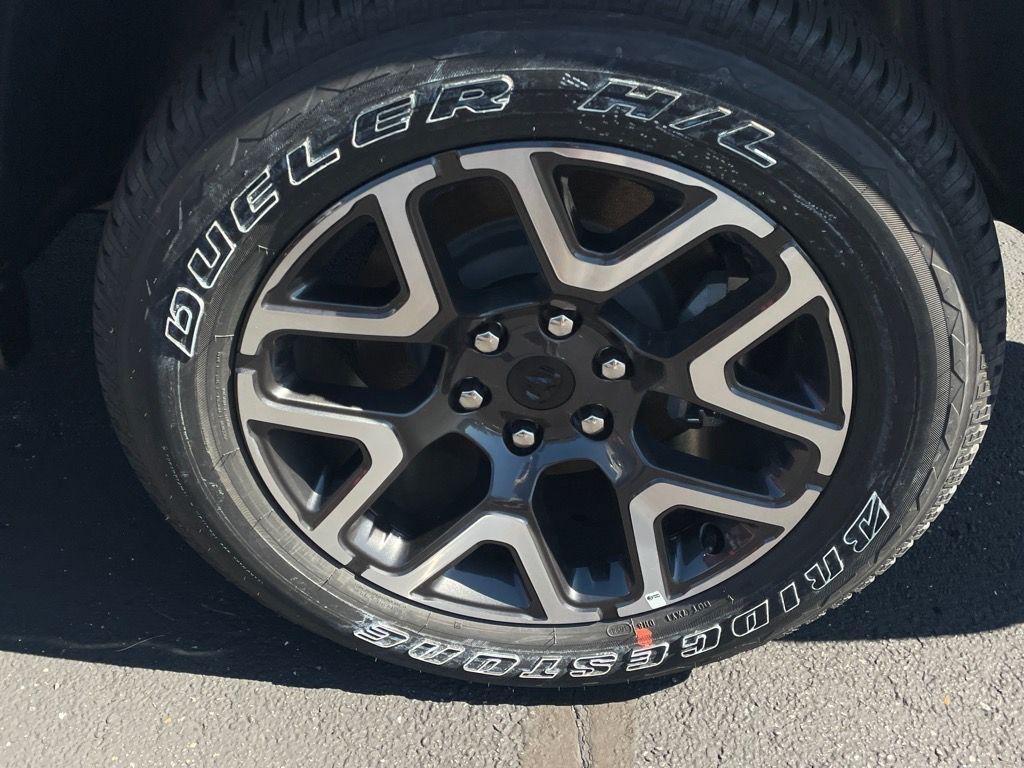 new 2025 Ram 1500 car, priced at $61,765