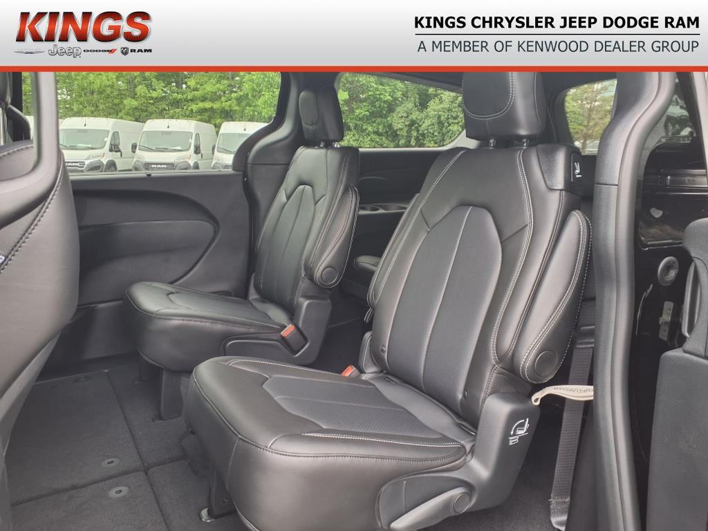 new 2025 Chrysler Voyager car, priced at $34,246