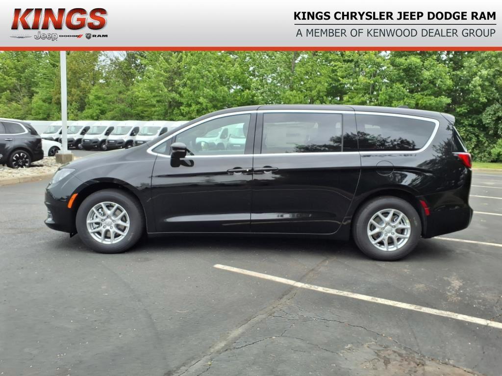 new 2025 Chrysler Voyager car, priced at $34,246