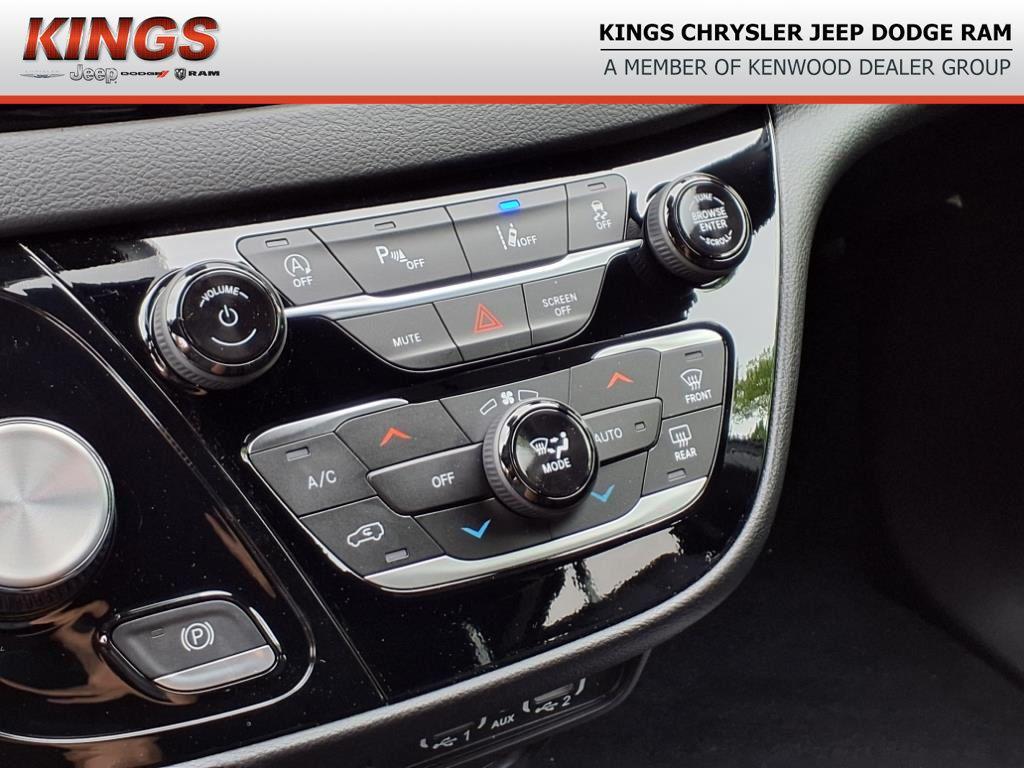 new 2025 Chrysler Voyager car, priced at $34,246