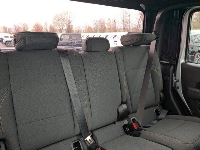 new 2024 Jeep Gladiator car, priced at $39,850