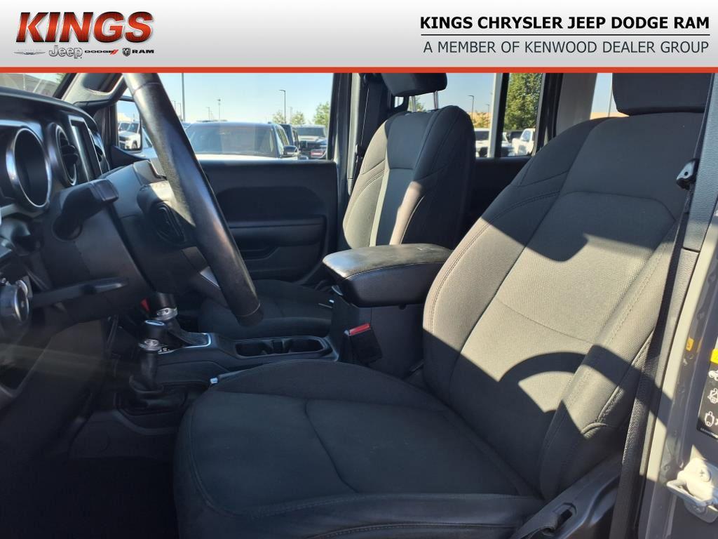 used 2022 Jeep Wrangler Unlimited car, priced at $36,150