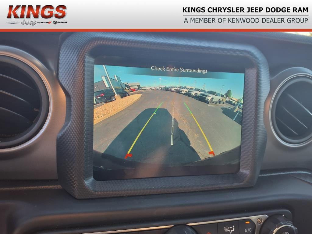 used 2022 Jeep Wrangler Unlimited car, priced at $36,150