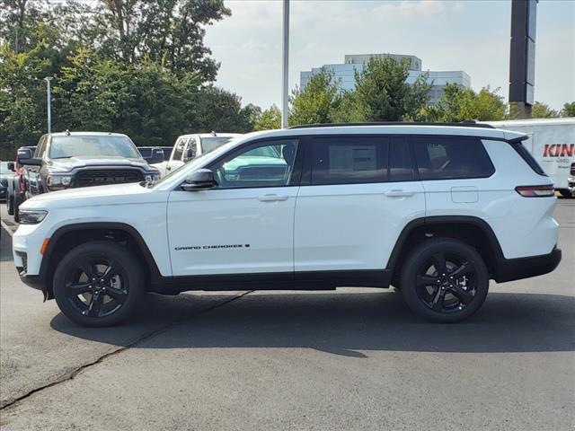 new 2024 Jeep Grand Cherokee L car, priced at $44,324