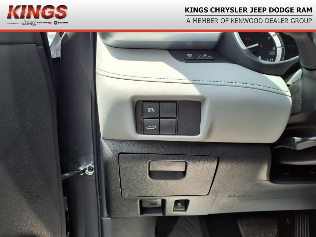used 2022 Toyota Highlander car, priced at $35,000