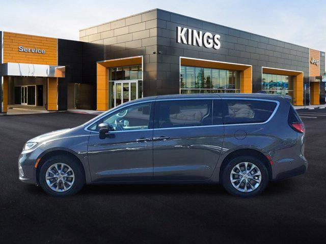 used 2023 Chrysler Pacifica car, priced at $33,265