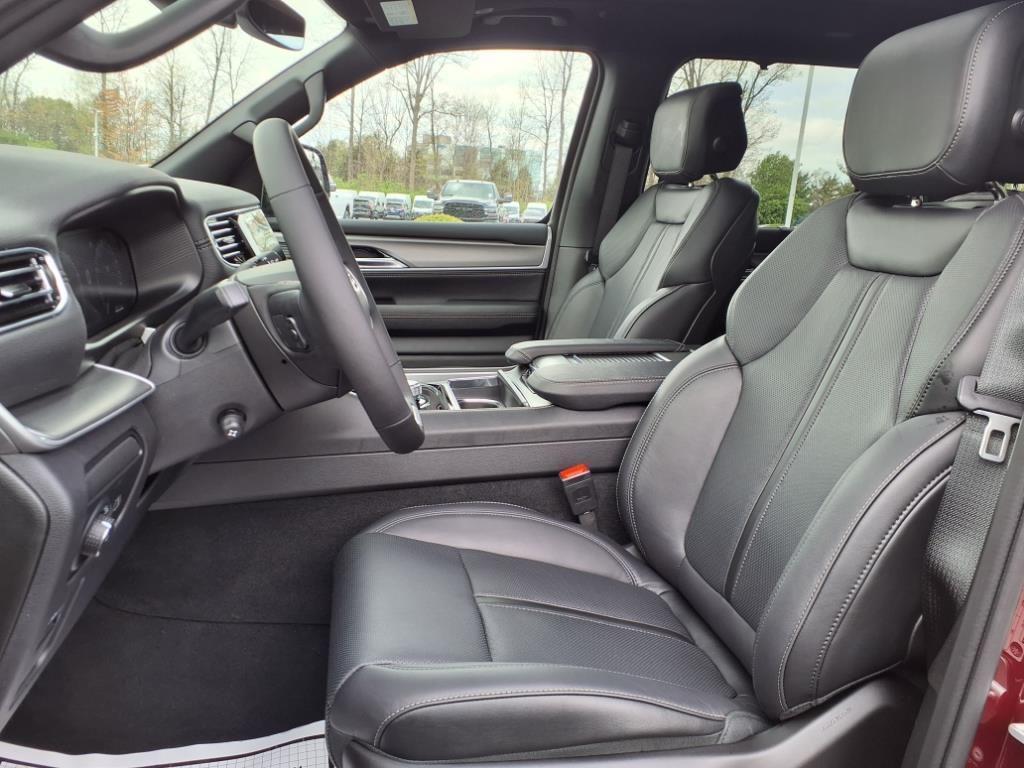 new 2025 Jeep Wagoneer car, priced at $74,272