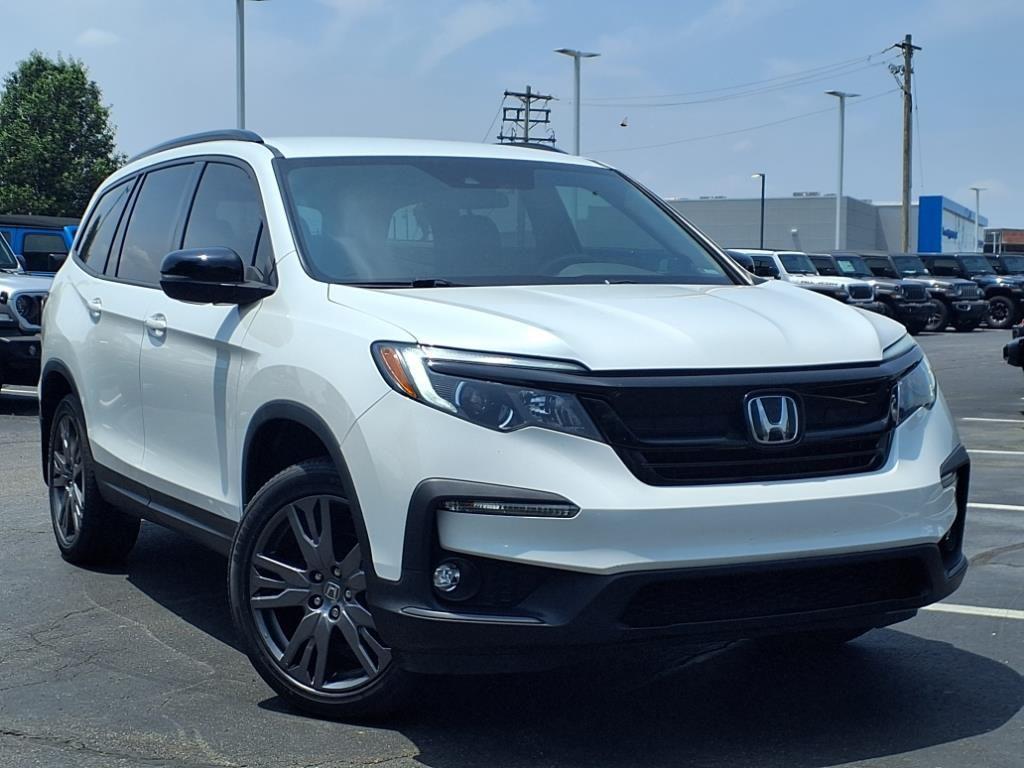 used 2022 Honda Pilot car, priced at $28,100