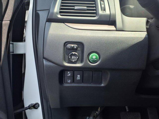 used 2022 Honda Pilot car, priced at $28,500