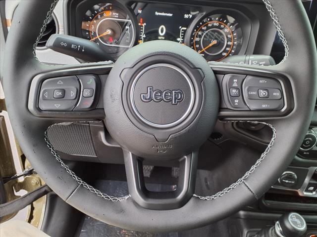 new 2025 Jeep Wrangler car, priced at $40,425