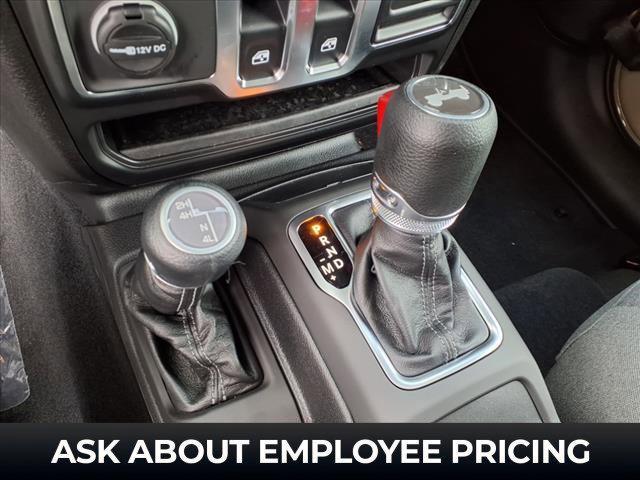 new 2025 Jeep Wrangler car, priced at $41,945