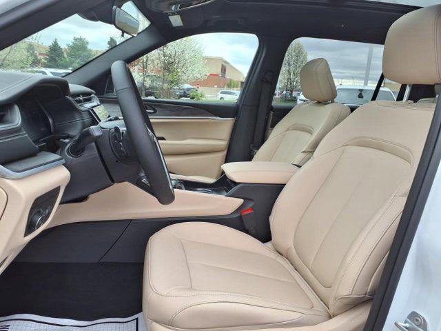 new 2025 Jeep Grand Cherokee L car, priced at $48,012