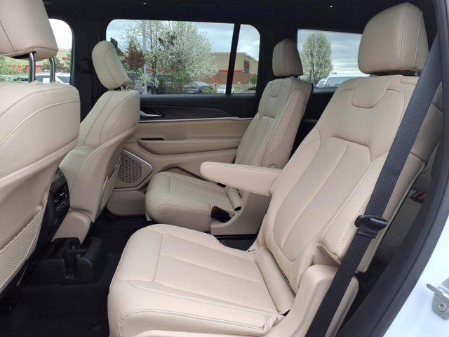 new 2025 Jeep Grand Cherokee L car, priced at $48,012