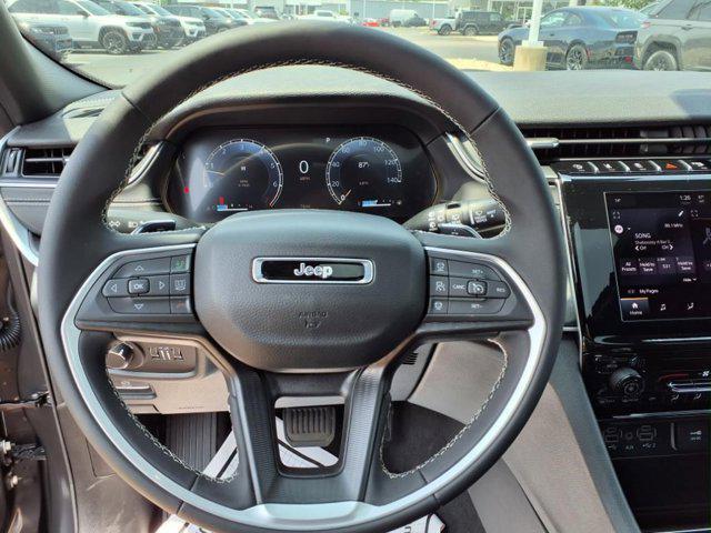 new 2025 Jeep Grand Cherokee car, priced at $37,522